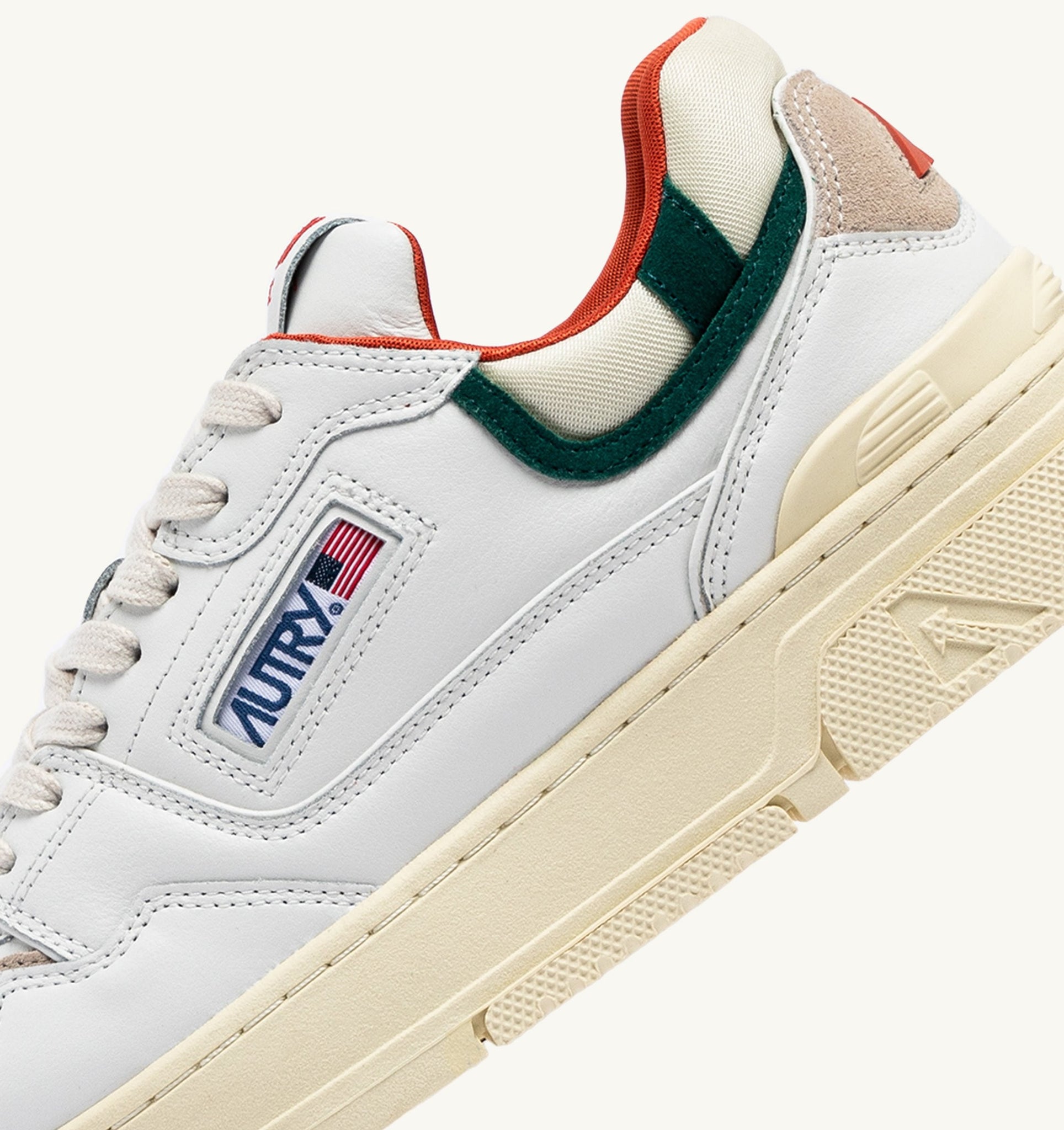 CLC Low en cuir blanc et suède Forest