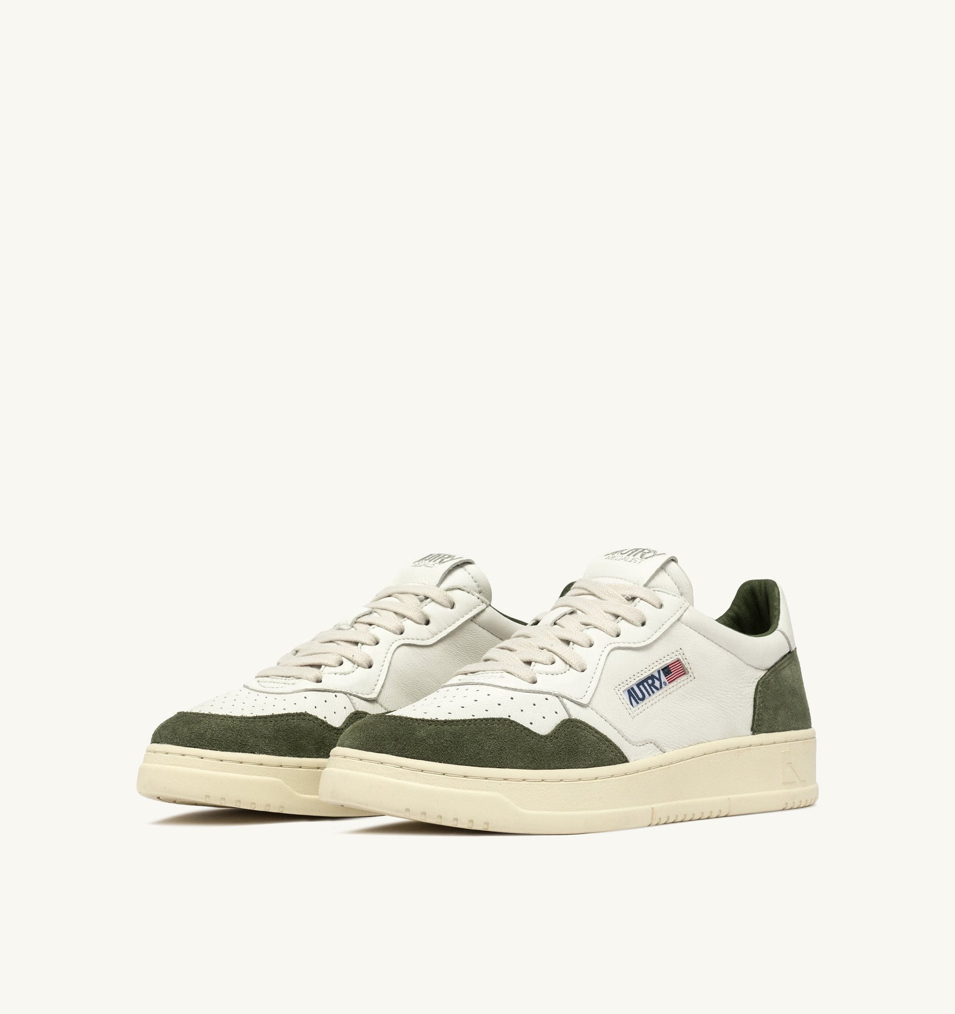 Medalist Low en cuir et suède Blanc/Military