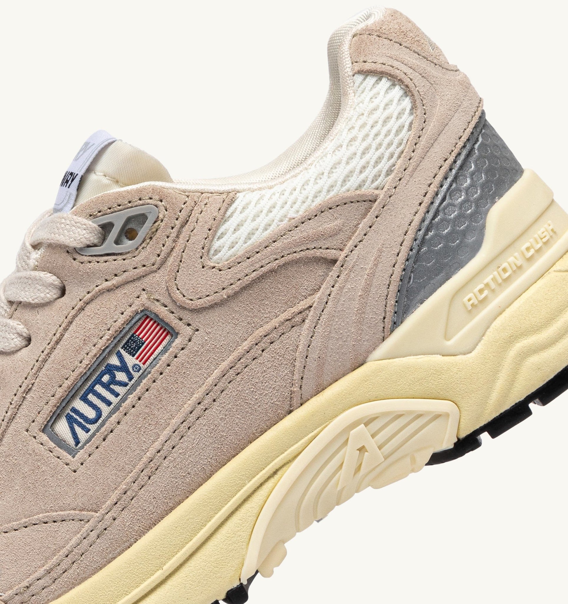 Hyperway en mesh et suède Sable/Argent