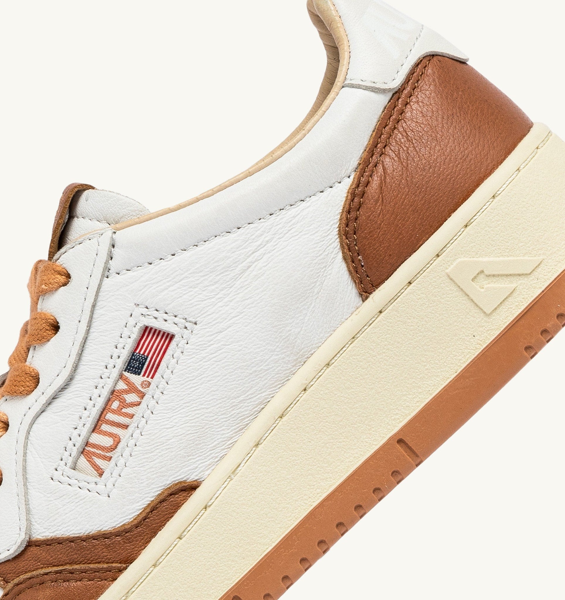 Medalist Low en cuir Blanc/Sandstorm